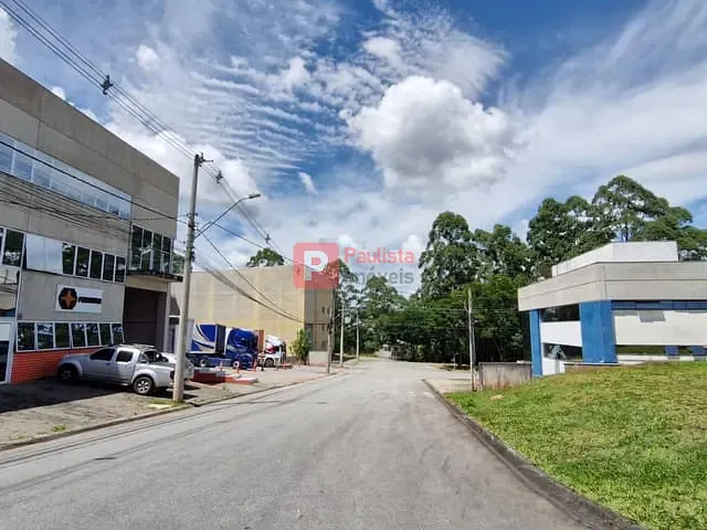 Terreno com 1080m², à venda, no bairro Centro em Vargem Grande Paulista