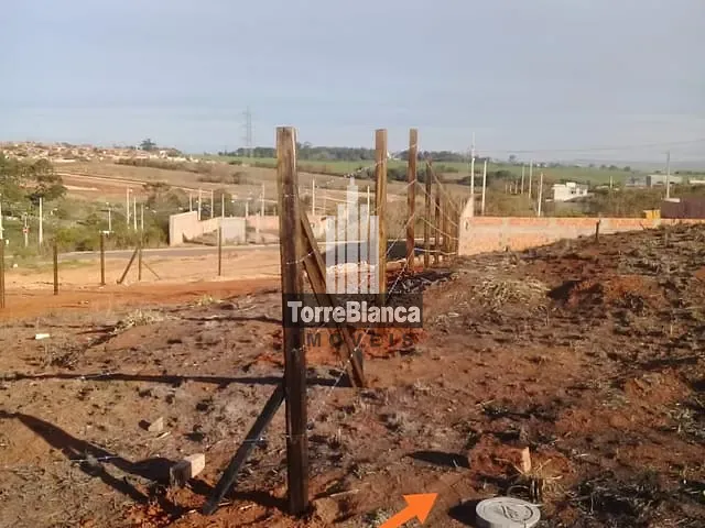 Terreno com 324m², à venda, no bairro Cará-Cará em Ponta Grossa