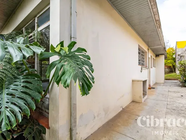 Terreno à venda, no bairro Seminário em Curitiba