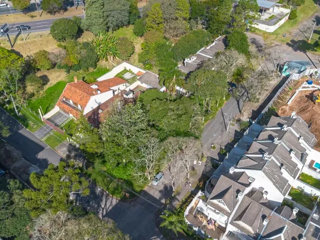 Terreno com 526m², à venda, no bairro Hugo Lange em Curitiba