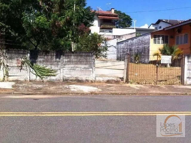 Terreno com 600m², à venda, no bairro Samambaia Parque Residencial em Atibaia