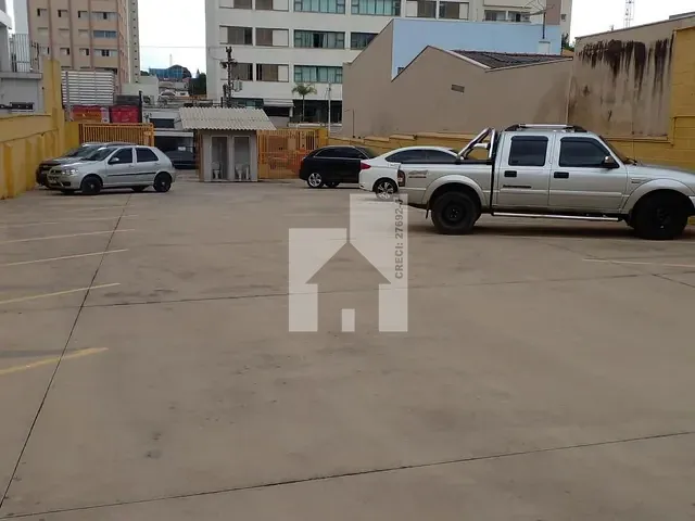 Terreno com 800m², à venda, no bairro Centro em Jundiaí