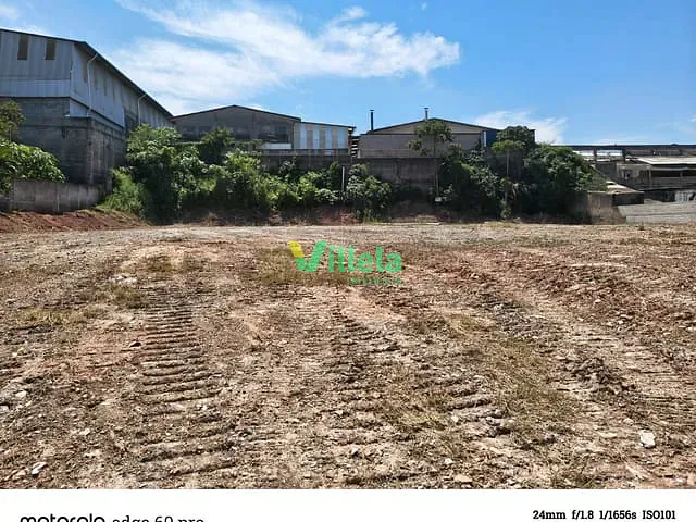 Terreno com 5000m², à venda, no bairro Parque São Pedro em Itaquaquecetuba