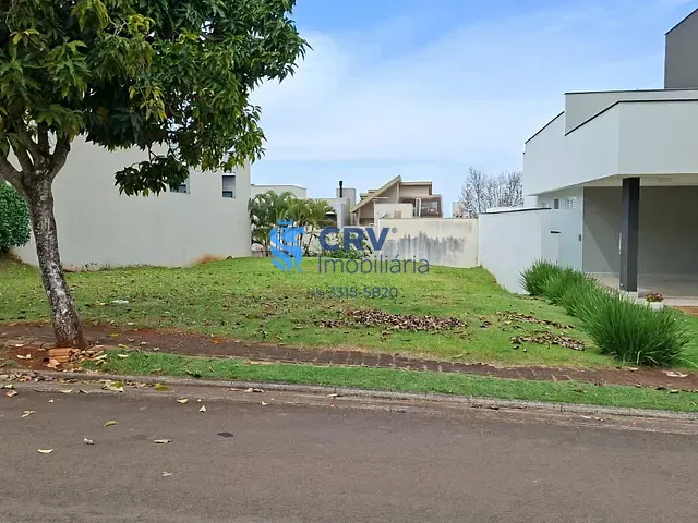 Terreno com 330m², à venda, no bairro Esperança em Londrina