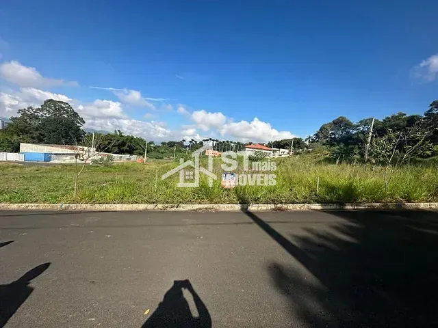 Terreno com 273m², à venda, no bairro Recanto da Serra em Andradas