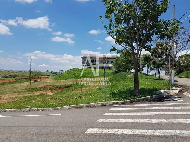 Terreno com 1032m², à venda, no bairro Cataguá em Taubaté