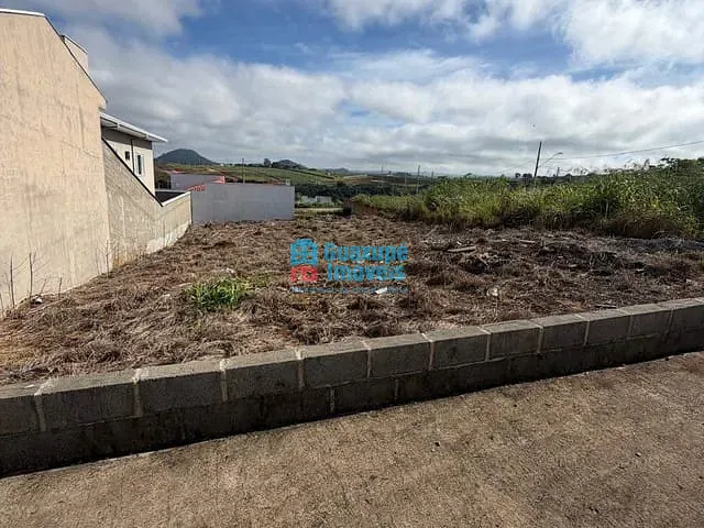 Terreno com 360m², à venda, no bairro Vale da Mata em Guaxupé