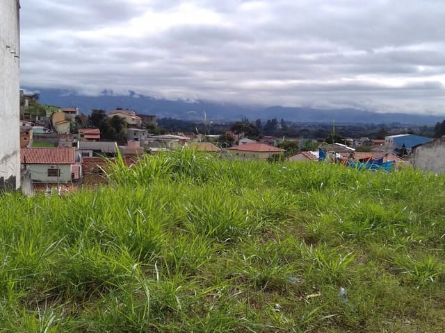 Terreno com 250m², à venda, no bairro Itaguaçú em Aparecida