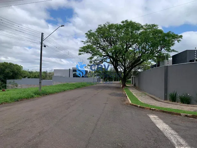 Terreno com 500m², à venda, no bairro Jardim Itatiaia 1 em Londrina
