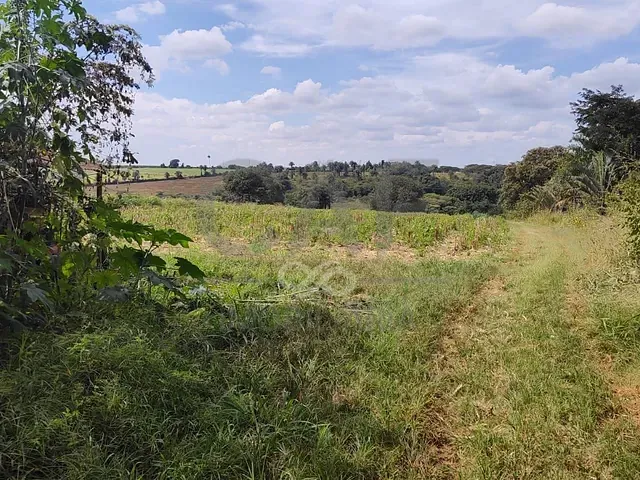 Terreno com 64325m², à venda, no bairro Pirapitingui em Santo Antônio de Posse