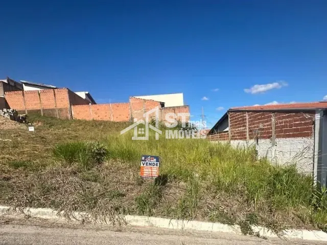 Terreno com 160m², à venda, no bairro David de Paula em Andradas