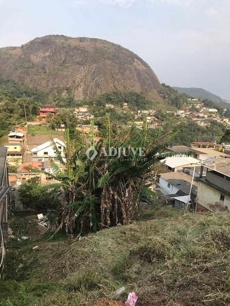 Terreno à venda com 1 quarto, 590m² - Foto 9