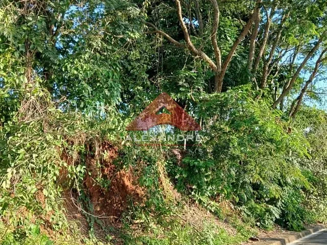 Terreno com 643m², à venda, no bairro Chácaras Pousada do Vale em São José dos Campos