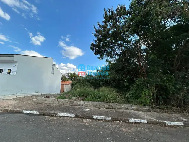 Terreno com 500m², à venda, no bairro Jardim Tres Rosas em Guaxupé