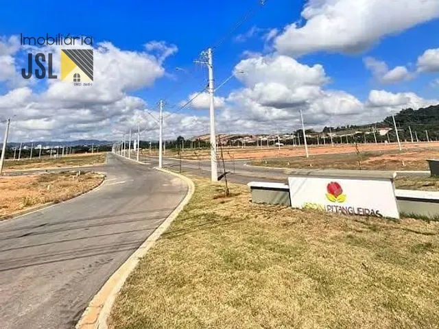 Terreno com 180m², à venda, no bairro Vila Menino Jesus em Caçapava