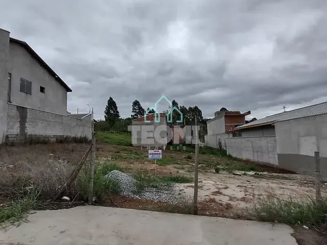 Terreno com 250m², à venda, no bairro Piracangaguá em Taubaté