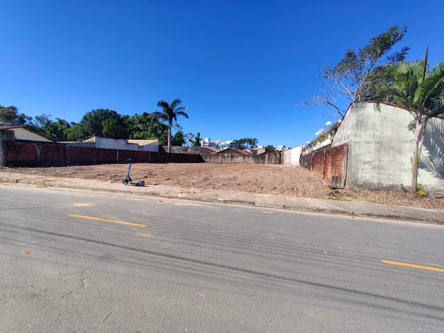 Terreno com 1000m², à venda, no bairro maitinga em Bertioga