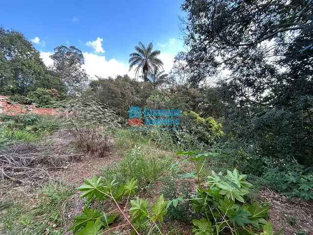 Terreno com 1882m², à venda, no bairro Bom Jardim em Guaxupé