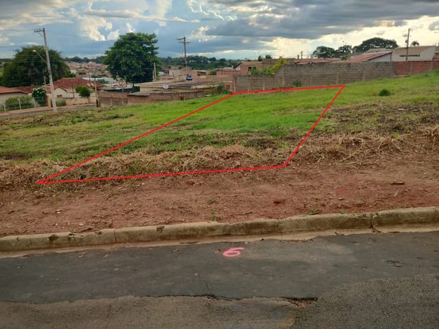 Foto do Terreno - Terreno residencial para venda em Sorocabano, 298m² | Lares e Andares Imóveis