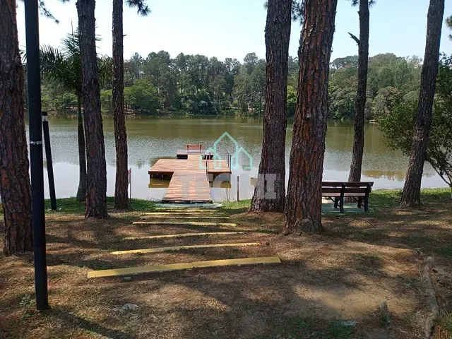 Terreno com 2600m², à venda, no bairro Chácaras Catagua em Taubaté