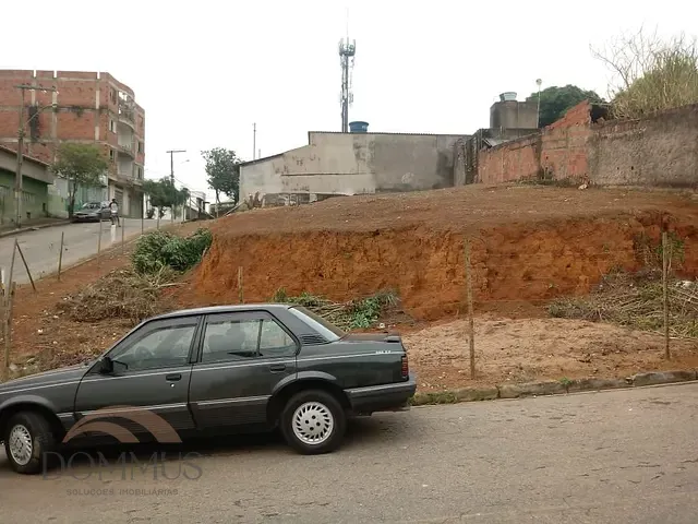 Terreno com 450m², à venda, no bairro Caravelas em Ipatinga