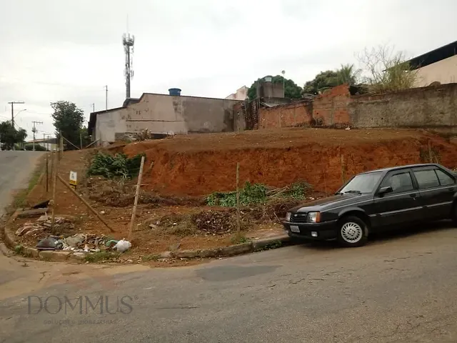 Terreno com 450m², à venda, no bairro Caravelas em Ipatinga