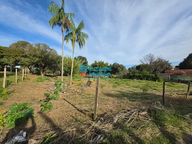 Terreno com 5800m², à venda, no bairro Recanto dos Pássaros em Guaxupé