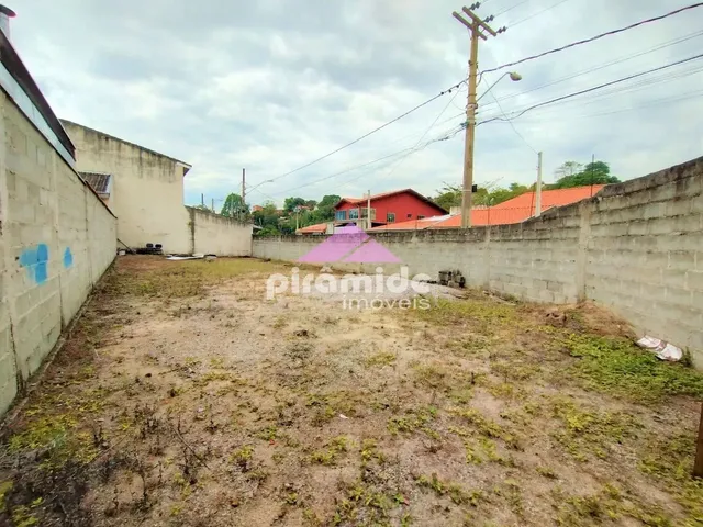 Terreno com 243m², à venda, no bairro Loteamento Villa Branca em Jacareí