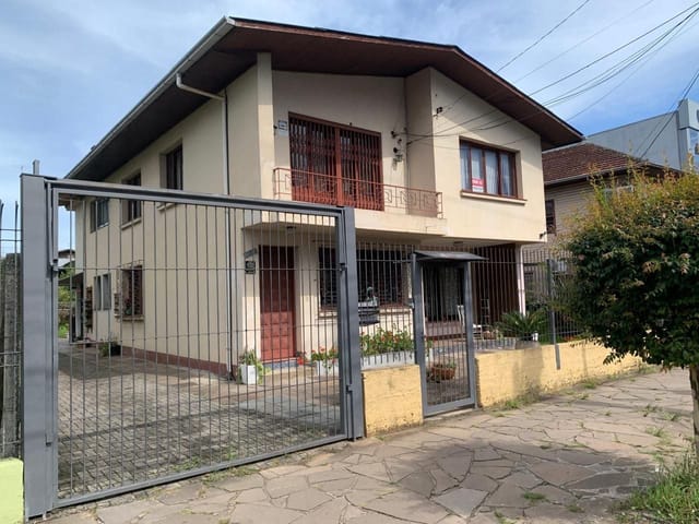 Terreno com 899m², à venda, no bairro Nossa Senhora de Lourdes em Caxias do Sul