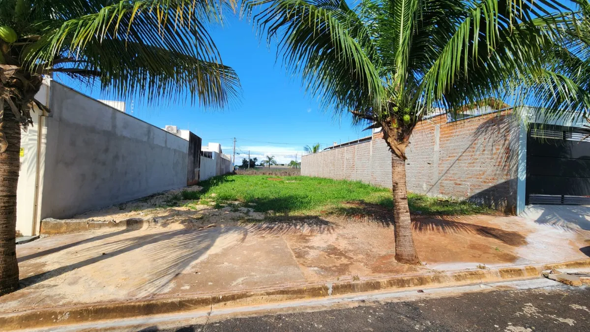 Terreno residencial para venda em Jardim Barcelona, 360m²