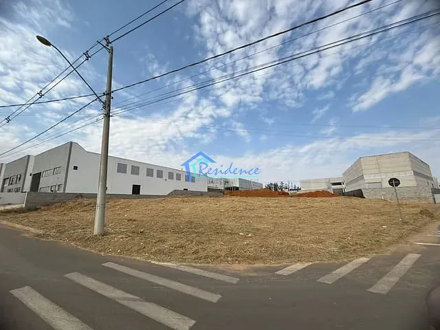 Terreno com 1982m², à venda, no bairro Europark Comercial em Indaiatuba