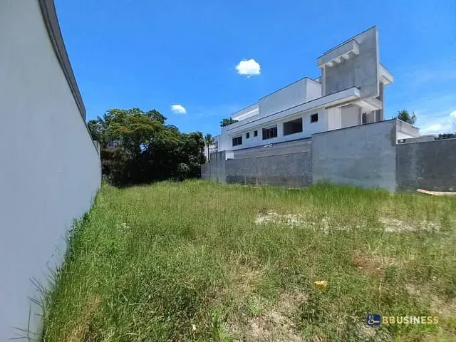 Terreno com 480m², à venda, no bairro Riviera de São Lourenço em Bertioga