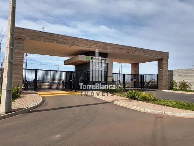 Terreno com 200m², à venda, no bairro Contorno em Ponta Grossa