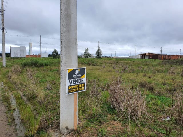 Terreno com 300m², à venda, no bairro Três Vendas em Pelotas