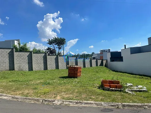 Terreno com 330m², à venda, no bairro Jardim Laguna em Indaiatuba