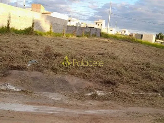 Terreno com 248m², à venda, no bairro Areao em Taubaté