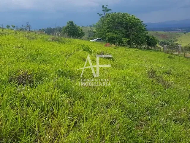 Terreno com 1912m², à venda, no bairro Morada do Vale em Taubaté