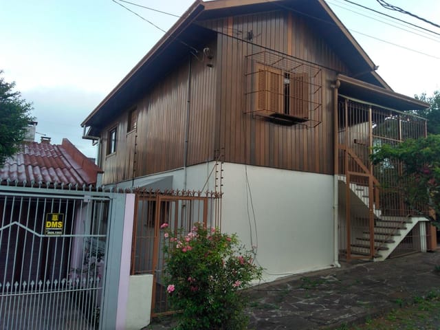 Terreno com 460m², à venda, no bairro Cinqüentenário em Caxias do Sul