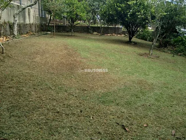 Terreno com 460m², à venda, no bairro Cinqüentenário em Caxias do Sul