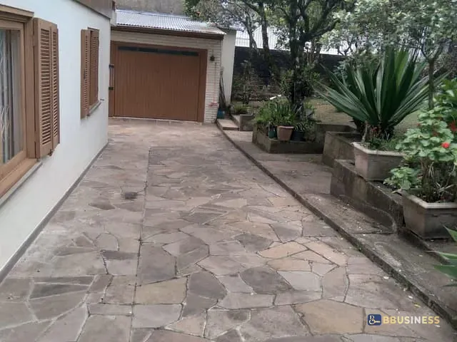 Terreno com 460m², à venda, no bairro Cinqüentenário em Caxias do Sul