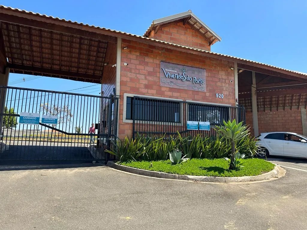 Lote em condomínio para venda em Porto, 1,000m²
