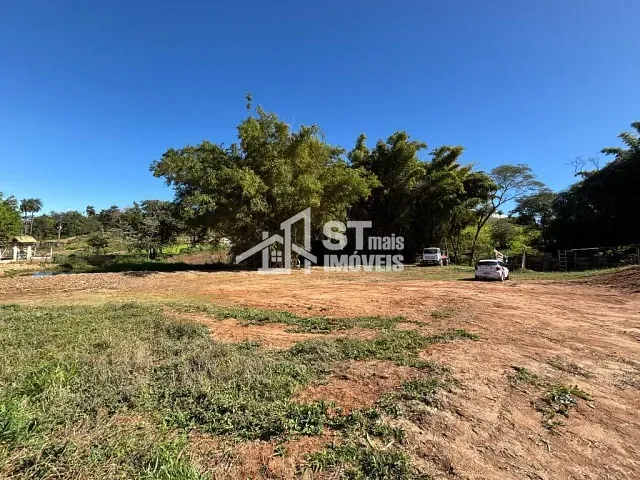 Terreno com 2000m², à venda, no bairro Zona Rural em Andradas
