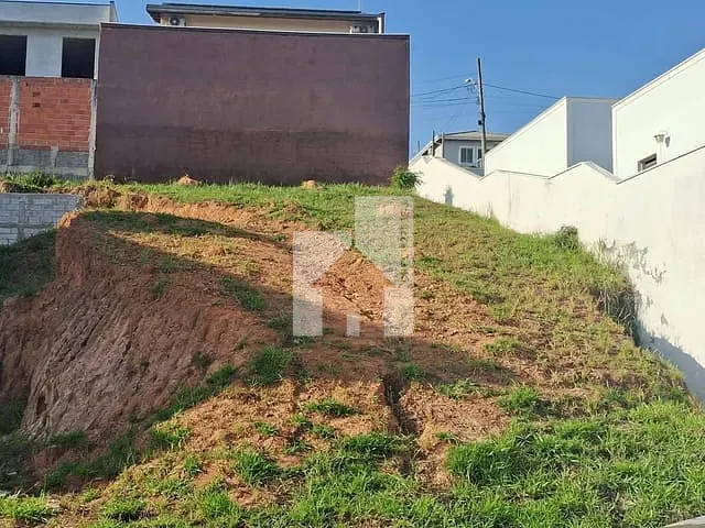 Terreno com 300m², à venda, no bairro Condomínio Chacur em Várzea Paulista