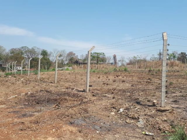Terreno com 1620m², à venda, no bairro Petrópolis em Várzea Grande