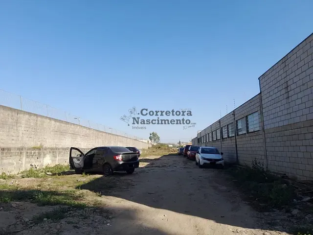 Terreno com 1088m², para alugar, no bairro Jardim Emilia em Jacareí