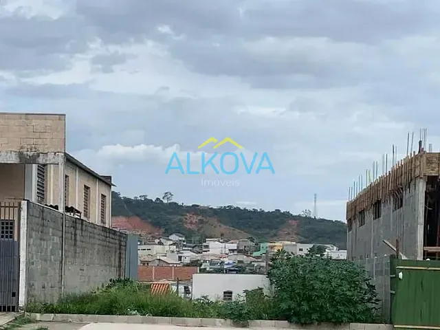 Terreno com 310m², à venda, no bairro Jardim Santa Luzia em São José dos Campos