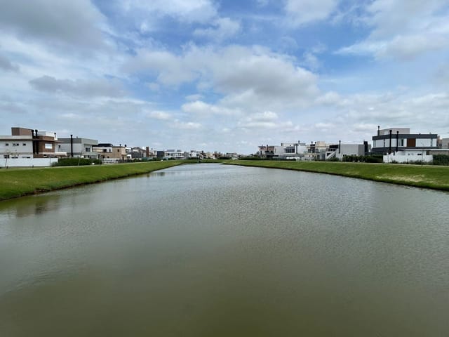 Terreno com 434m², à venda, no bairro Laranjal em Pelotas