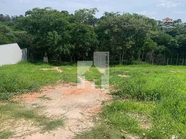 Terreno com 800m², à venda, no bairro Medeiros em Jundiaí