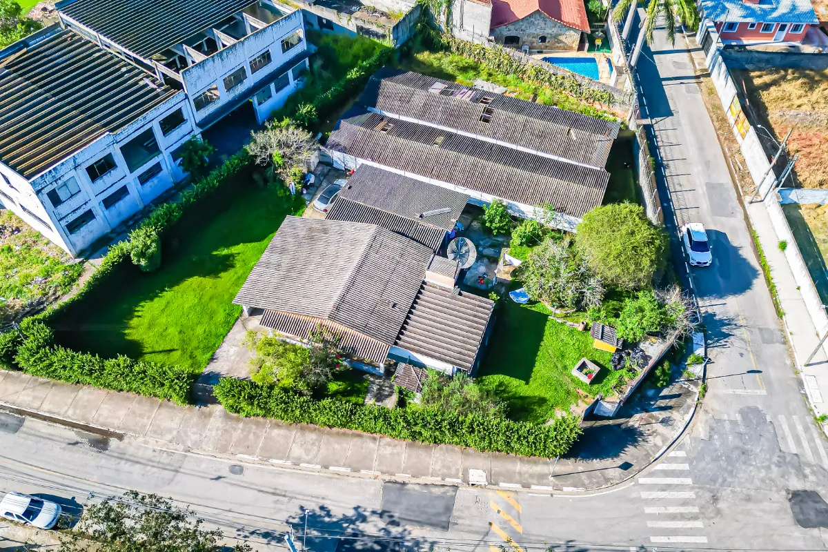 Terreno residencial para venda em JD Margarida, 1,385m²