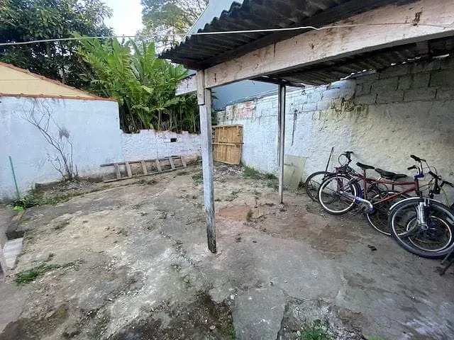 Terreno com 349m², à venda, no bairro Vila Falchi em Mauá